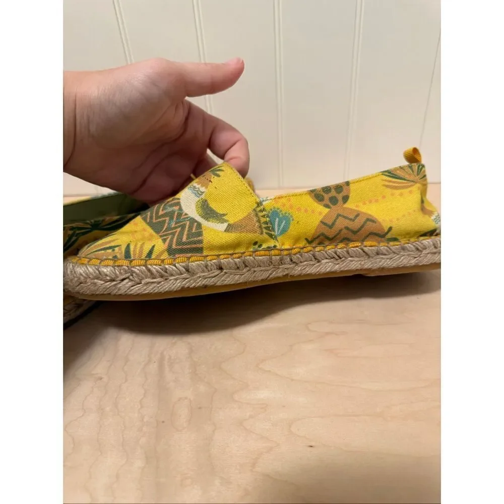 Gudrun Sjoden Yellow Floral Canvas Flats Women Slip-On Espadrilles size 38 (7.5)
